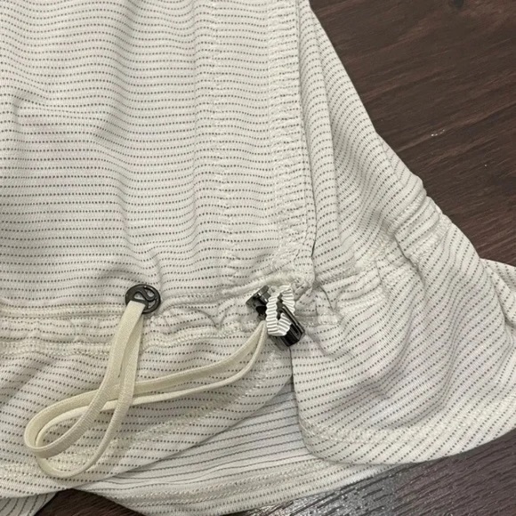 Lululemon Run Times Tank Top - Size 6 - Picture 8 of 15